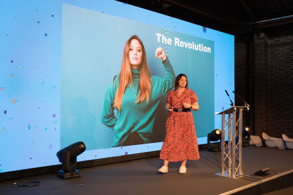 Jenni Field announces the revolution in internal comms.