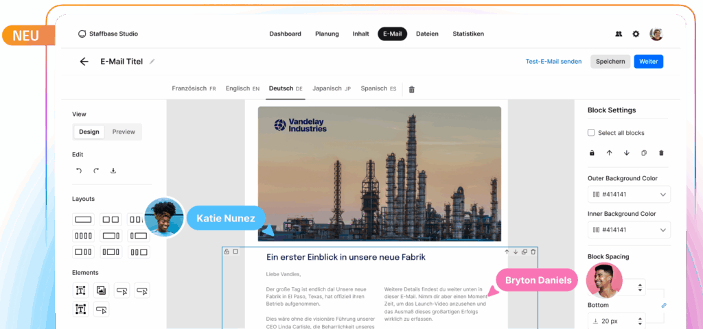 Benutzeroberfläche des neuen Staffbase E-Mail Editors mit sichtbarem Drag-and-Drop-Layout, Sprachoptionen und Designvorschau für einen internen Newsletter über eine neue Fabrik. Zwei Mitarbeitende (Katie Nunez und Bryton Daniels) sind als Kommentierende markiert. Rechts sind Blockeinstellungen und Farboptionen eingeblendet.